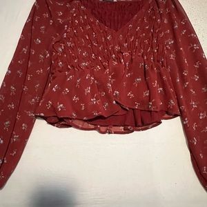 American Eagle red flower long sleeve crop top